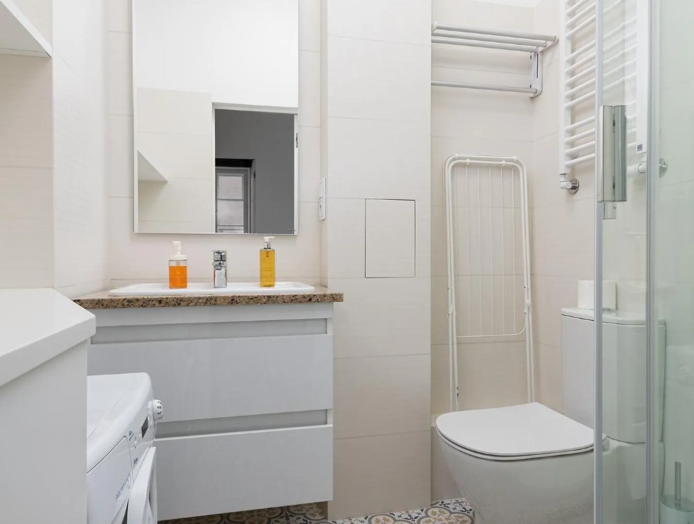 Rentplanet - Apartament Freta Warschau