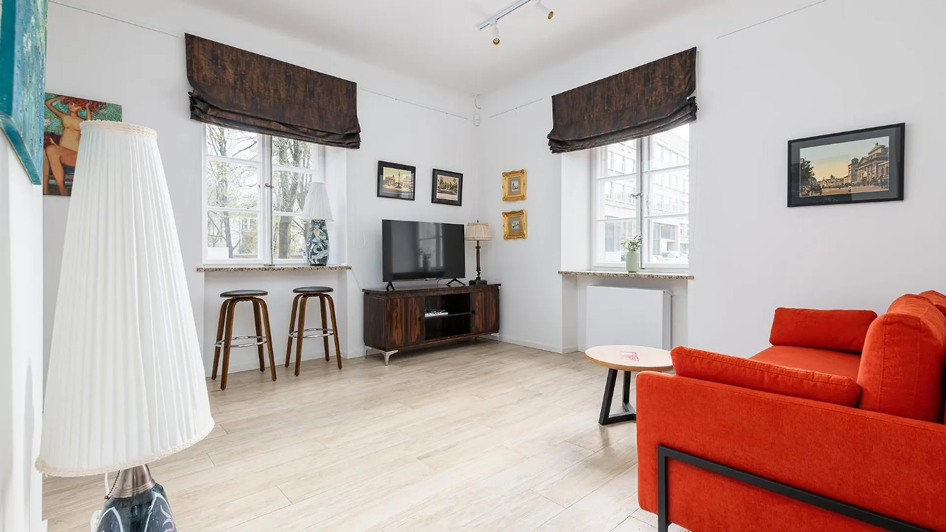 Rentplanet - Apartament Freta 바르샤바